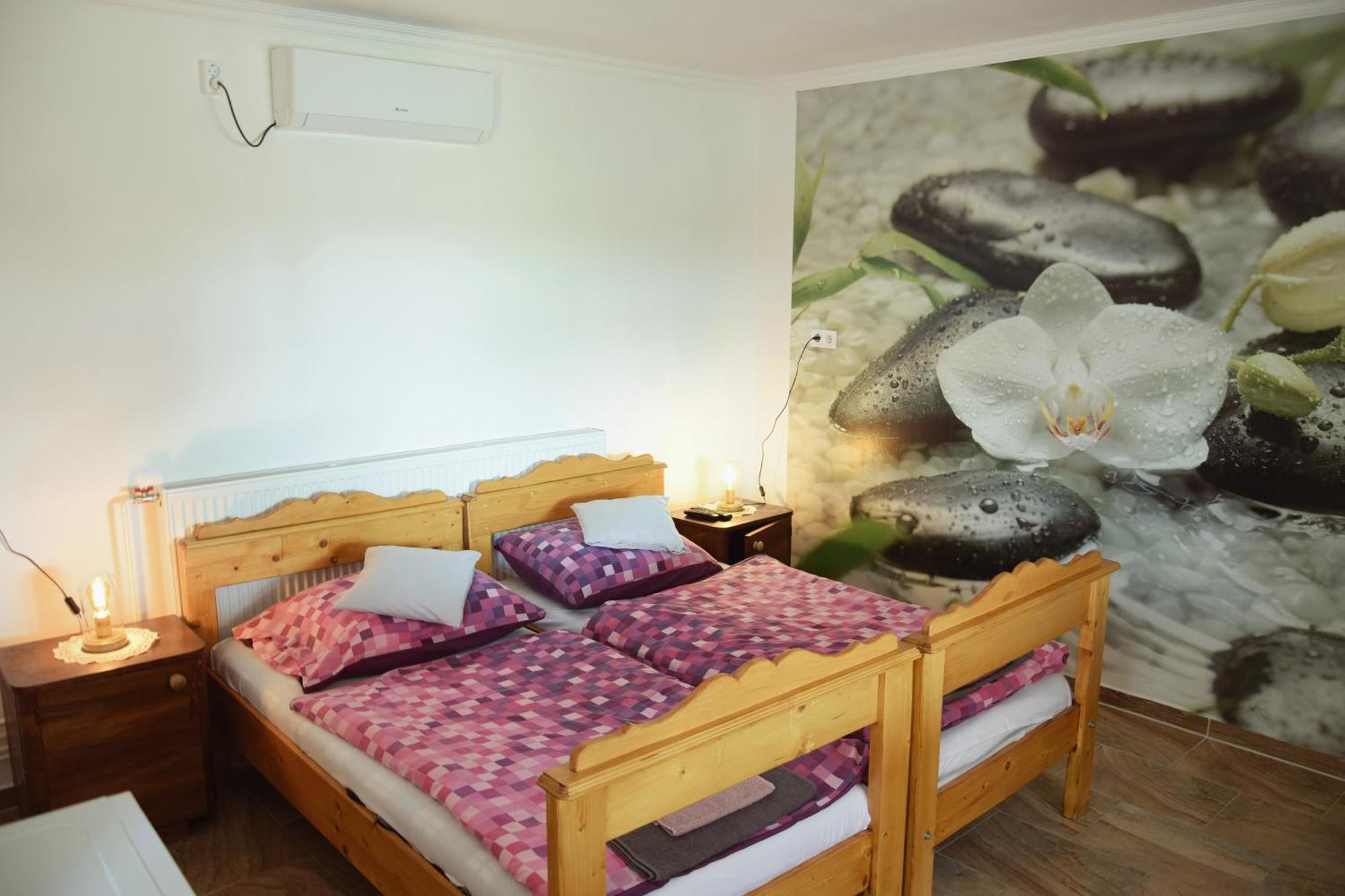 Appartement Anna Apartman à Maroslele Extérieur photo