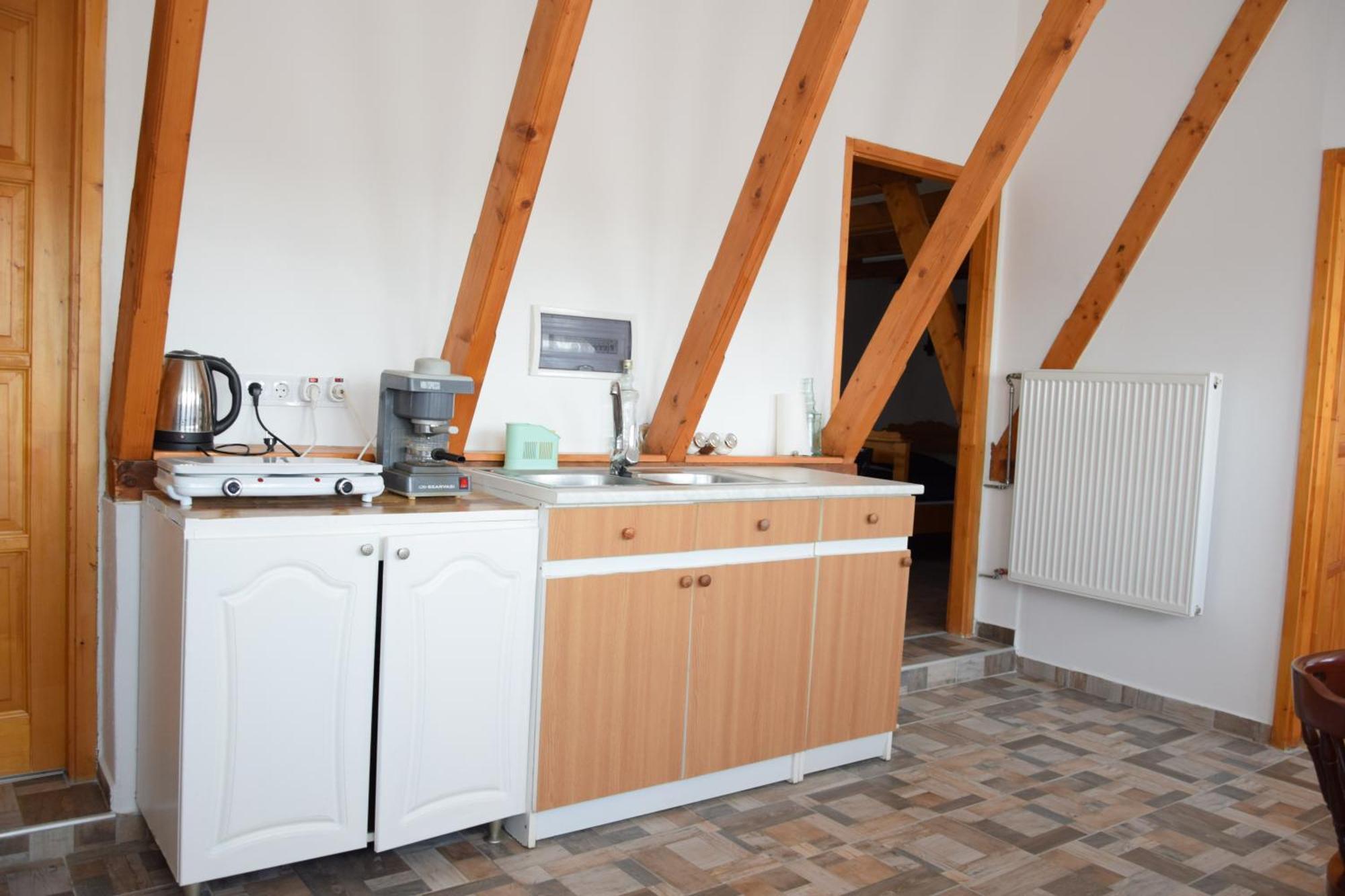 Appartement Anna Apartman à Maroslele Extérieur photo