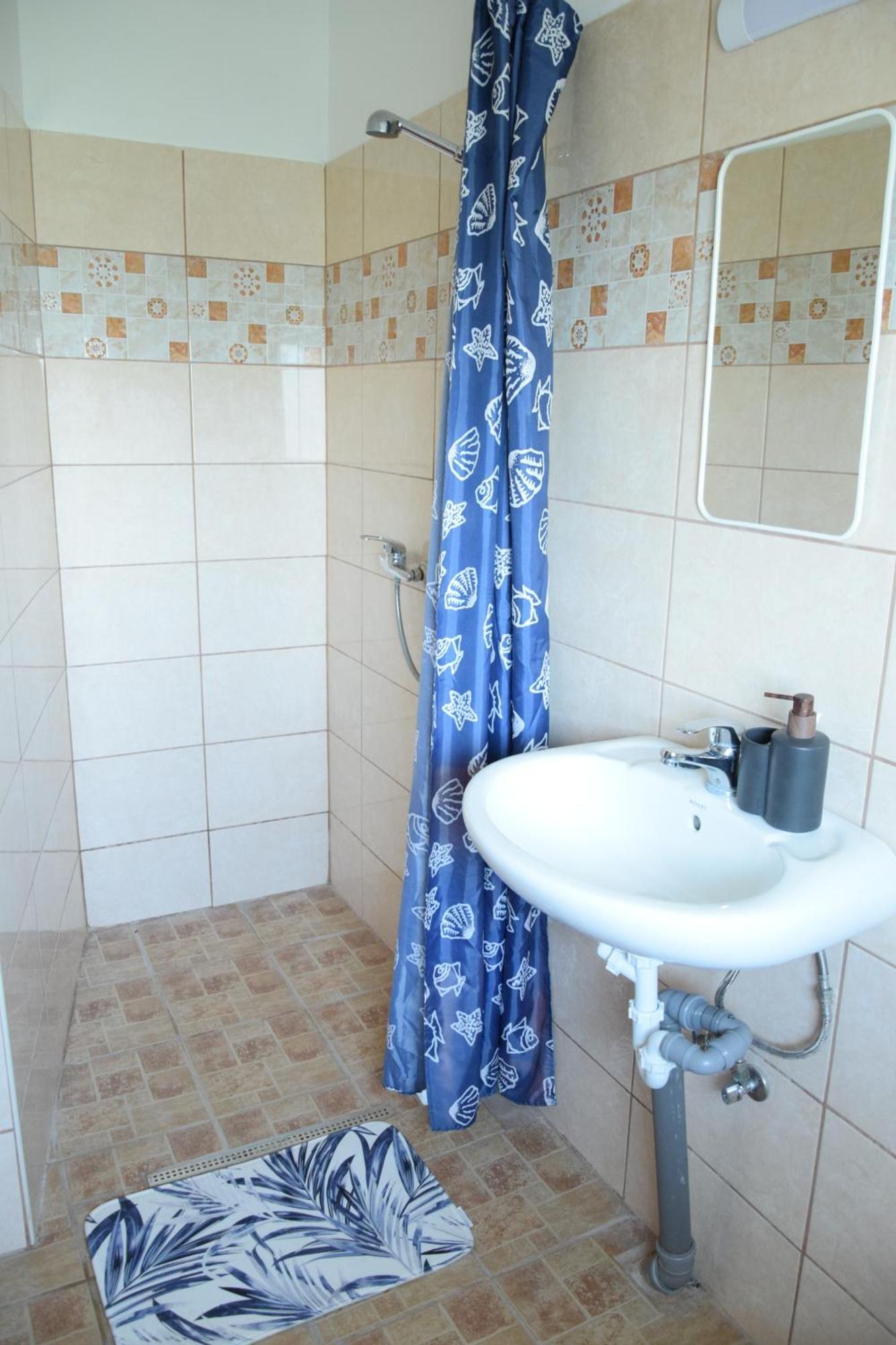 Appartement Anna Apartman à Maroslele Extérieur photo