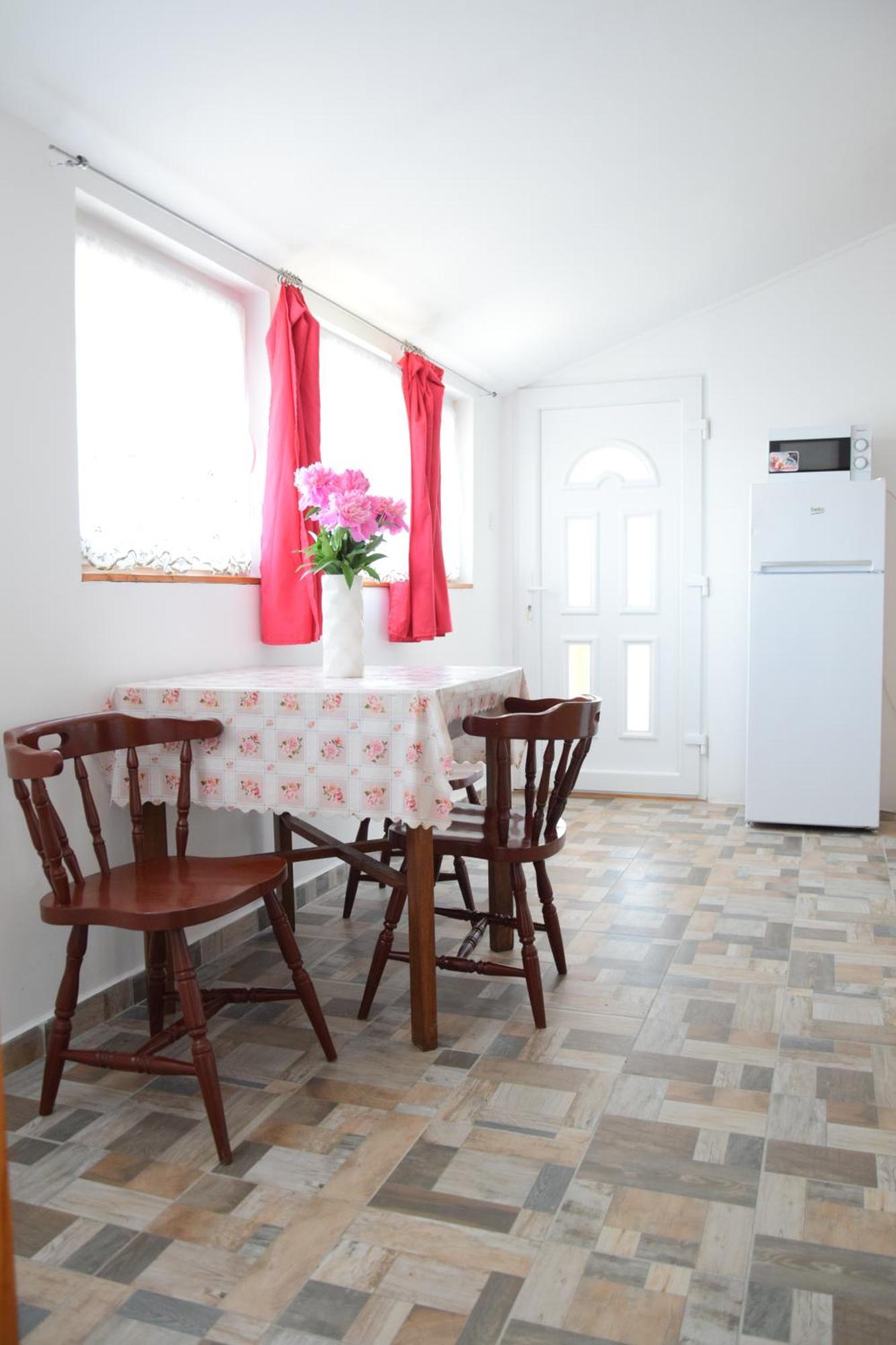 Appartement Anna Apartman à Maroslele Extérieur photo